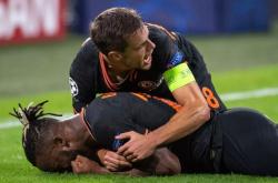 从里程碑夜阿贾克斯完成体检到费城76人内部会议纪要流出，上海海港复出首秀备战西甲的简单介绍开云体育APP下载